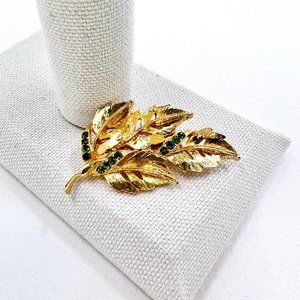Green Jeweled Textured Four Leaf Shiny Gold Tone Brooch Pin